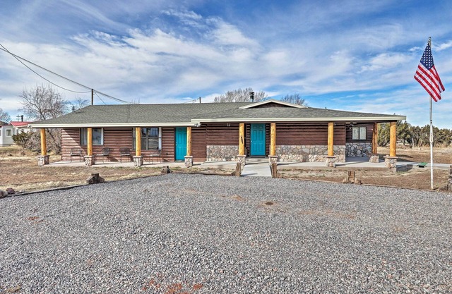 'The Eagar House' White Mountains Gem w/Views!