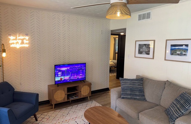 The Eclectic 1/2 mi from the square