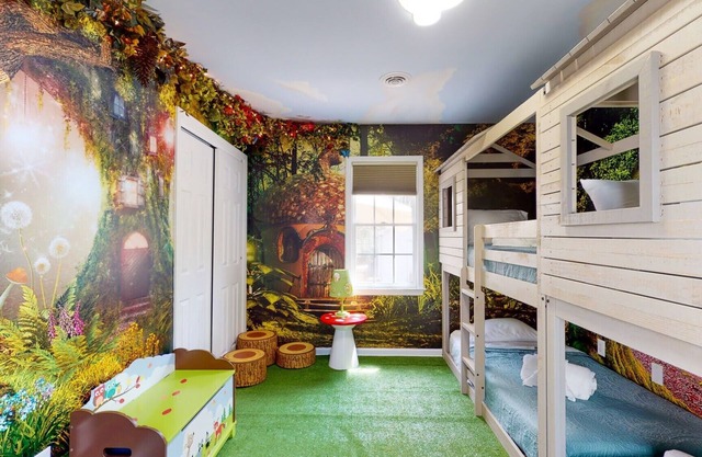 The Enchanted Cottage | Themed Bedroom | Playset