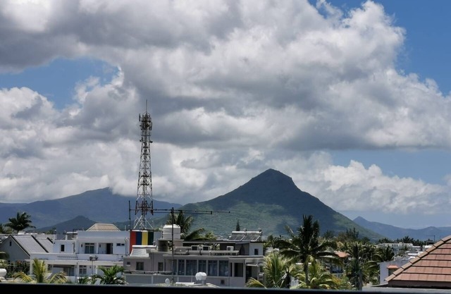 The euphoria of blue lakes, blue skies, sunshine and majestic mountains
