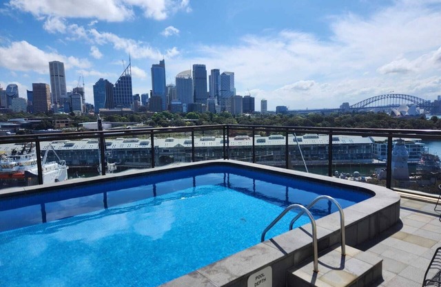 The Gem-Executive Potts Point Harbourview Stunner