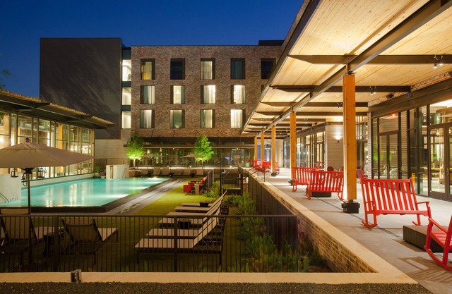 The George, by Valencia Hotel Collection