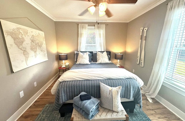 The Good Life Lake House | 3 Bed, 2 Bath