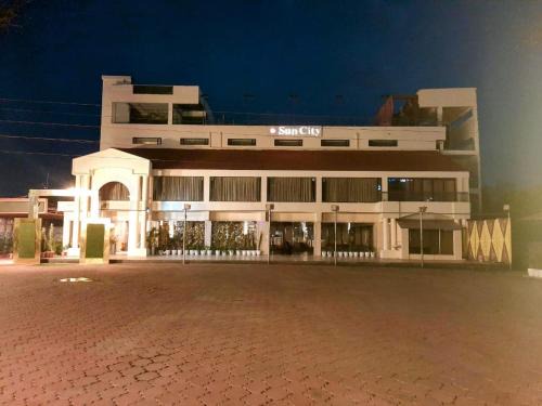 The Grand Suncity Hotel & Resorts