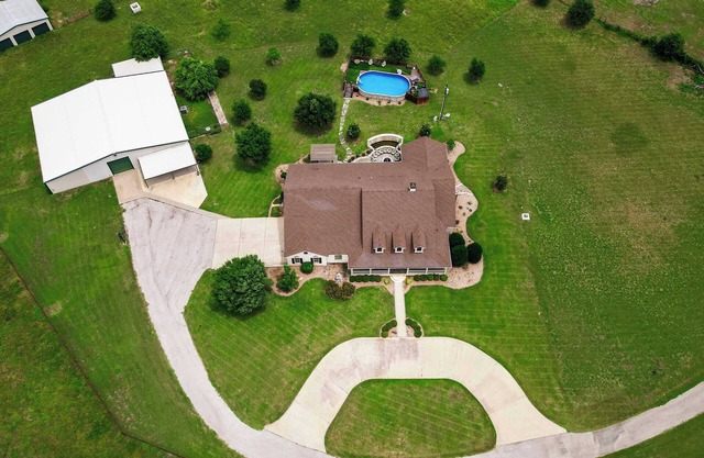 The Green Ranch House-Pool-Theatre-Hot Tub-Game Room