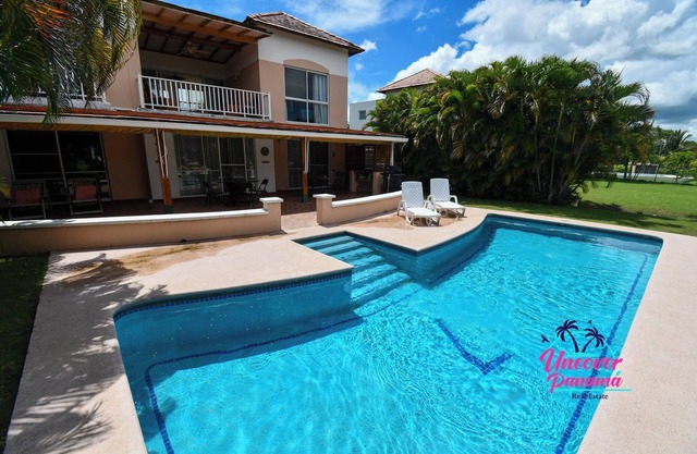 The Guayacan Townhouse