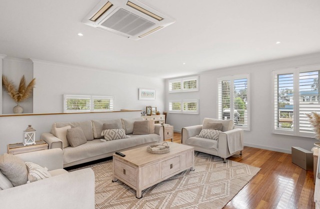The Hamptons - Silverleaves - set in peaceful Silverleaves