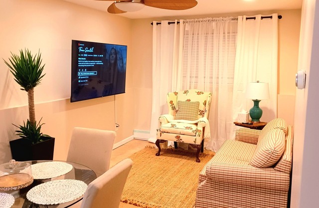 The HangarSuites 5 minutes from Jfk Airport/LGA/UBS Arena/Casino