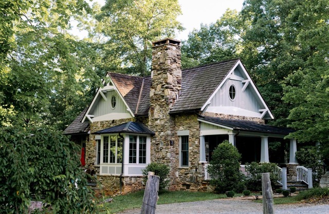 The HOPE House- LUXE, Minutes to DWTN Clayton,Lake Burton & Club at Waterfall!