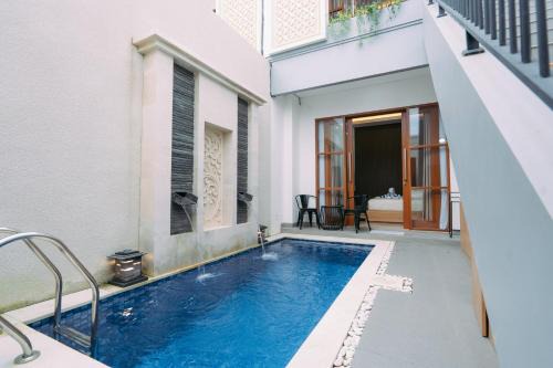 The Lavana Sahadewa Villa Kuta Sunset