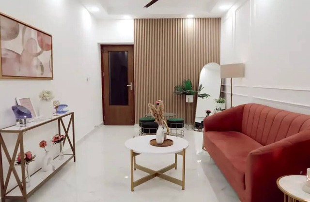 The Luxe Stays in Central Delhi