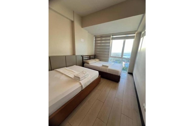 The mactan newtown 1 Bedroom , Beach is P 350 pp