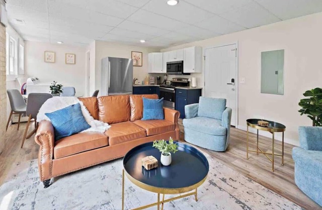 The Market Apts by Nest and Bloom - Suite 3 (5043)