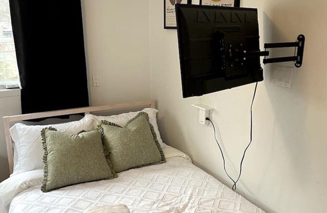 The Mini Apartment on Richer