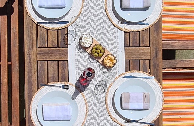 The Modern Antique: Pécs City Retreat