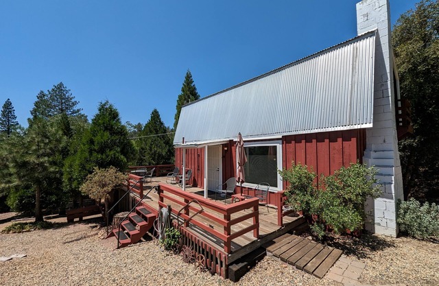 The Moore's Cabin