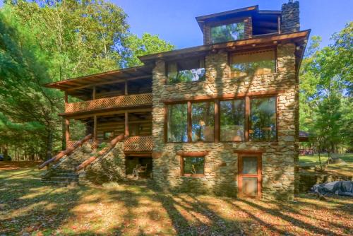 The Mule Lodge