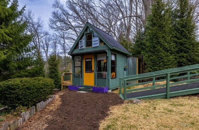 The Nuthatch Cabin; Asheville; Smoky Mtns