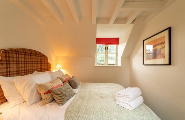 The Old Reading Room | Peaceful Village Retreat | Pass the Keys