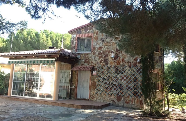 THE OLIVES. ROMANTIC RURAL HOUSE VALLADOLID PINARES. COMPLETE HOUSE 8 SEATS