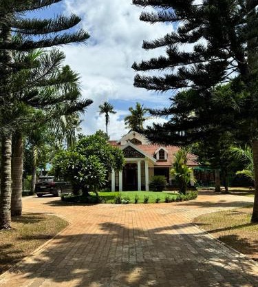 The Palmyra Estate - by Cocoon, A Luxury Party Villa near Varkala