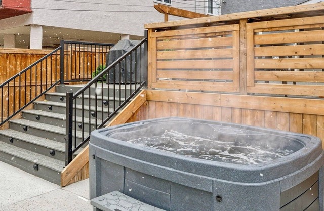 The Park House Retreat w/Hot Tubn
