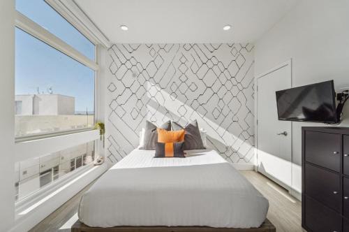 The Penthouse | Espadin LoHi