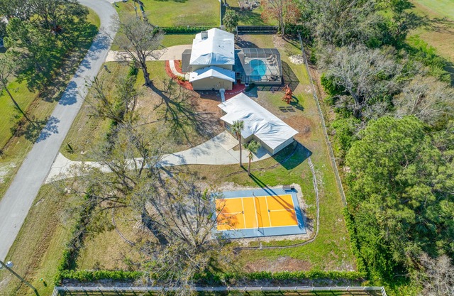 The Perfect Family Retreat w Pool and Games