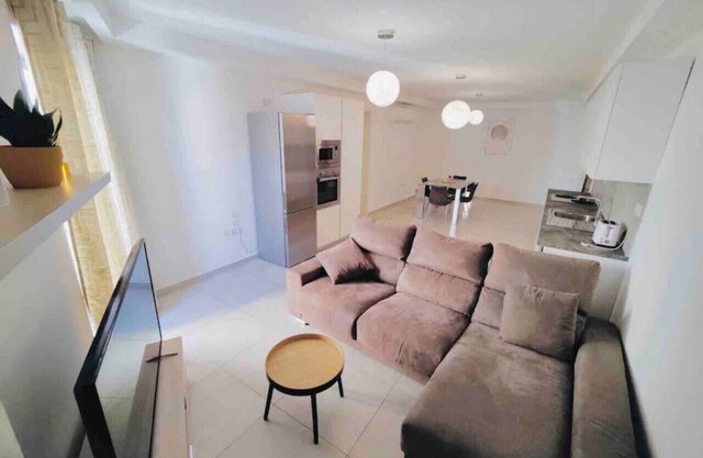 The Perfect place 2 bedroom apartment very central