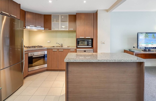 'The Pinnacle' - Newcastle - Spacious, modern and centrally located