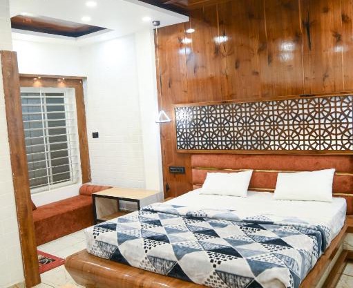 The prandium lux restro pooldeck room