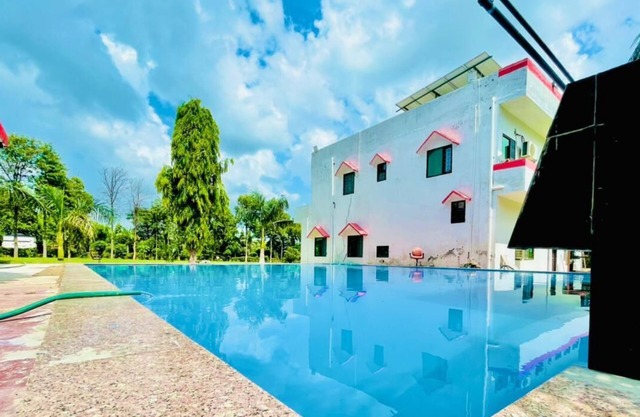 The private farmhouse for parties