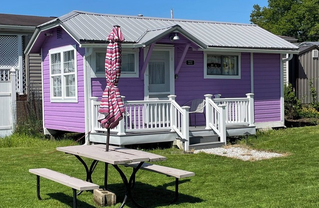 The Purple Martin unique rustic lakefront cottage at the Pier at Canadohta Lake!
