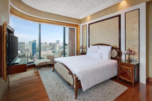 The Reverie Saigon Residential Suites