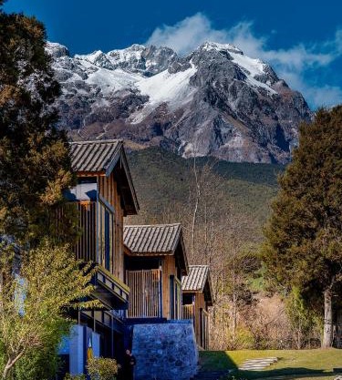 The Rock Hotel