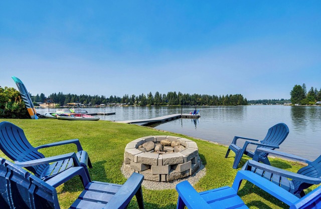 ‘The Rookery’ - Dreamy Home w/Private Dock!