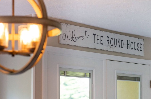 The Round House at Pleasant Hill, Near Mohican & Snow Trails