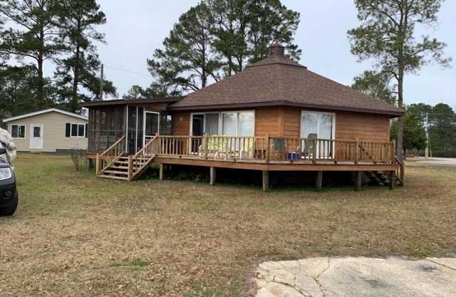 The Round House on Potato Creek at 1256 Quackenbush Road