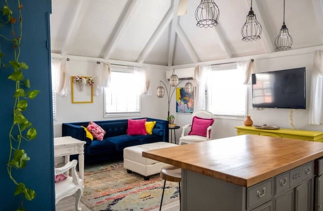 The Royal Wait - An Elegant Retreat