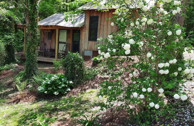 The Rusty Nail, Shabby Chic Tiny Home/House!