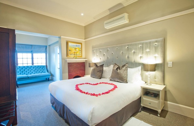 The Saint James on Venice Luxury Guest House