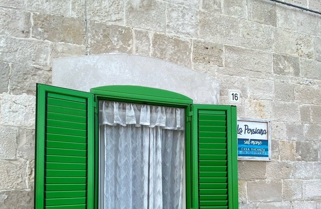 The shutter on the sea