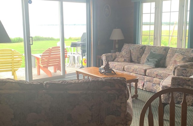 The “Small” Cottage