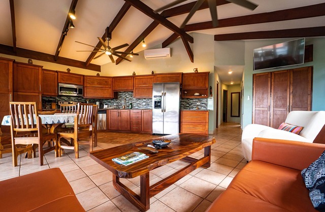 The Soothing Sunet Villa w/pool and all inclusive option