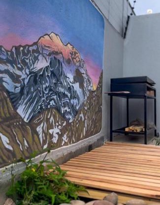 The south face house 2Pax - By Inside