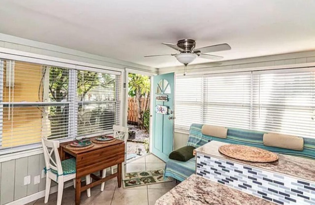 The StarFish Bungalow 1B/1B