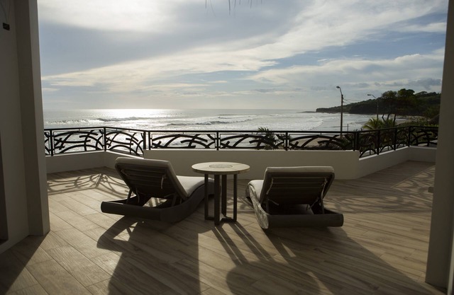 The Stunning Ocean Pearl on the Beach