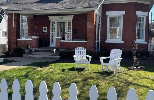 The Sunshine Cottage
