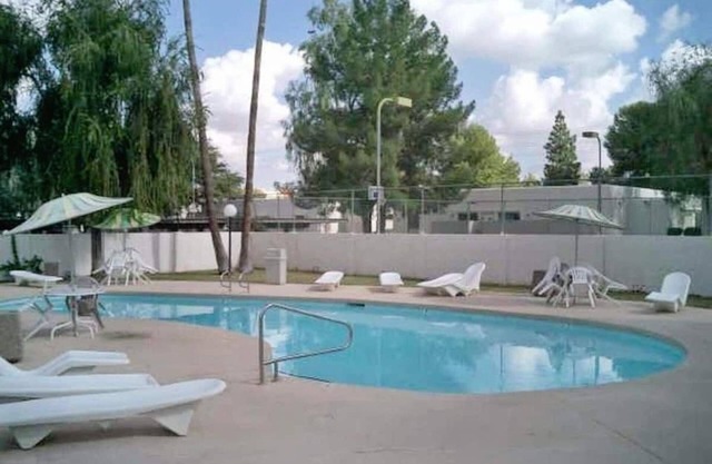 "The Tempe Willow" Patio Condo, ASU, Chicago Cubs, Gulf, Shopping, Phx Open!