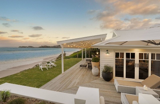 THE TONIC-Exclusive Beach Front